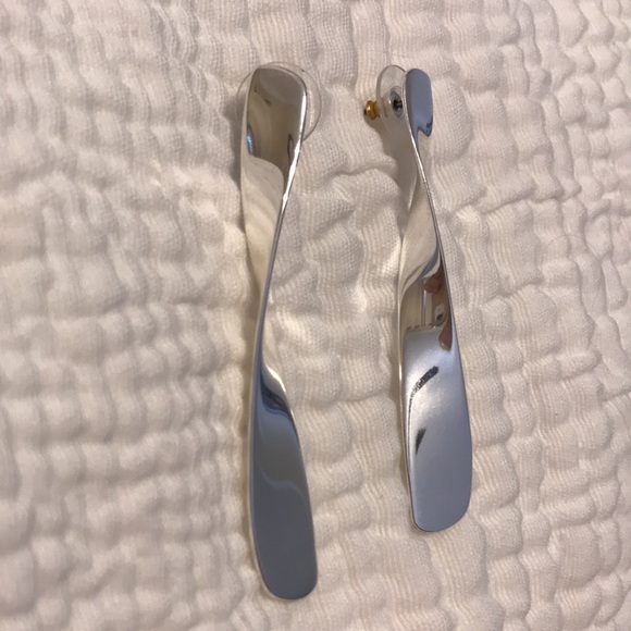 Akola silver tone twist earrings - Picture 2 of 4